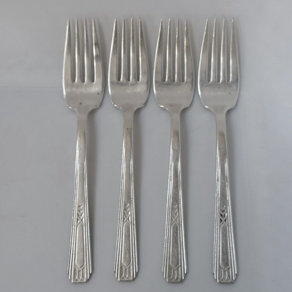 4pc Wm Rogers & Son Friendship Salad Forks 6 1/4” Silverplate AA 1932 IS
